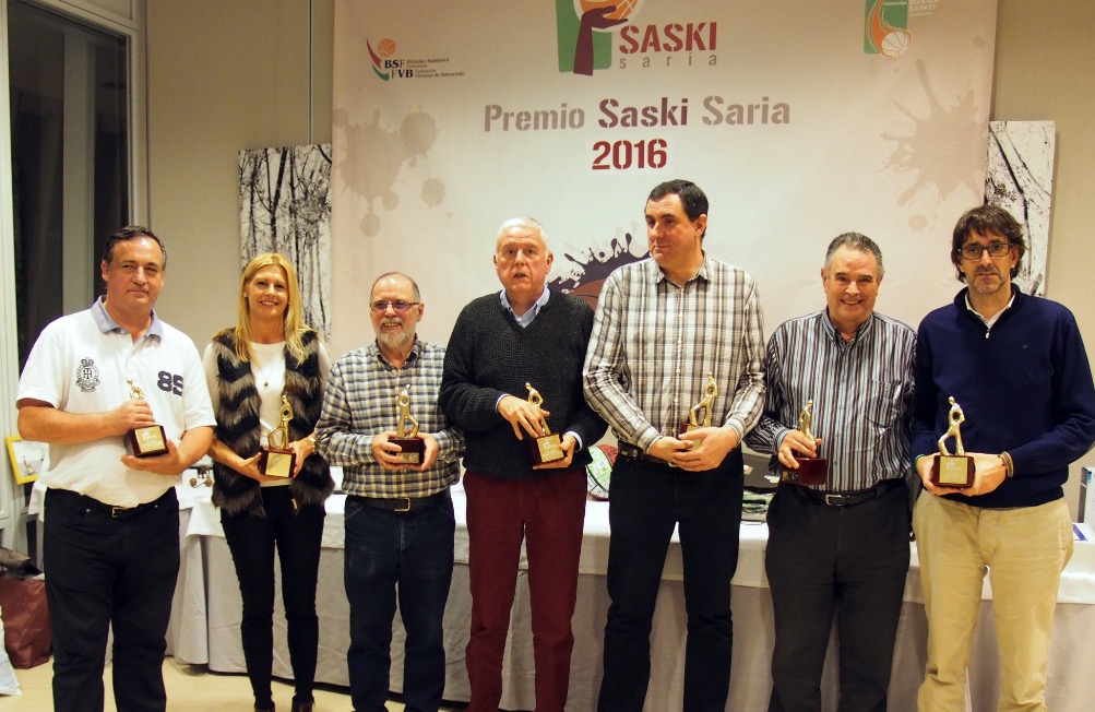 Celebrada la 7ª edición de la Cena Solidaria y Premios Saski Saria a los clubes cincuentenarios de Bizkaia